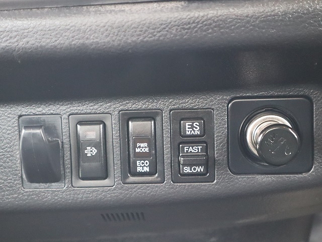 日野レンジャークレーン3段中型（4t）[写真34]