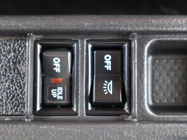 日野レンジャークレーン3段中型（4t）[写真38]