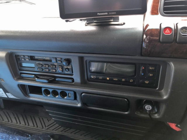 いすゞエルフクレーン5段小型（2t・3t）[写真27]