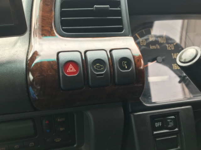 いすゞエルフクレーン5段小型（2t・3t）[写真28]