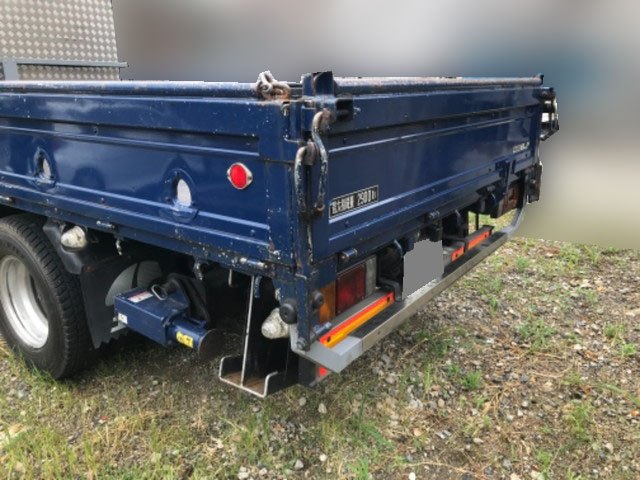 いすゞエルフクレーン5段小型（2t・3t）[写真04]