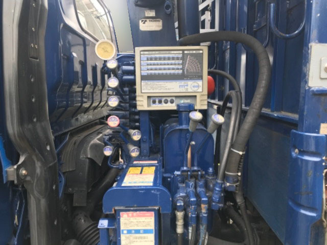 いすゞエルフクレーン5段小型（2t・3t）[写真06]