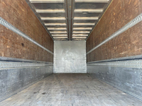 UDトラックスコンドルアルミウイング増トン（6t・8t）[写真11]