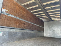 UDトラックスコンドルアルミウイング増トン（6t・8t）[写真13]