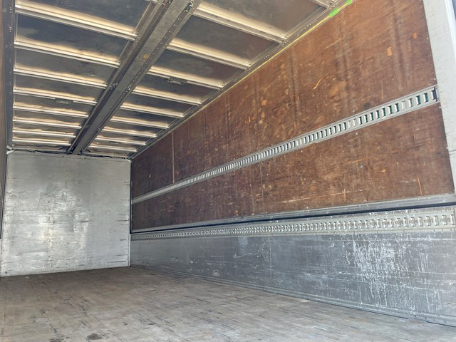 UDトラックスコンドルアルミウイング増トン（6t・8t）[写真14]