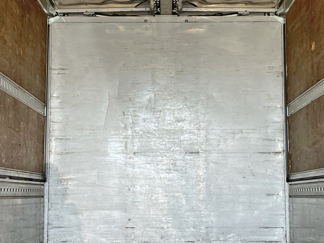 UDトラックスコンドルアルミウイング増トン（6t・8t）[写真15]