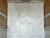 UDトラックスコンドルアルミウイング増トン（6t・8t）[写真15]