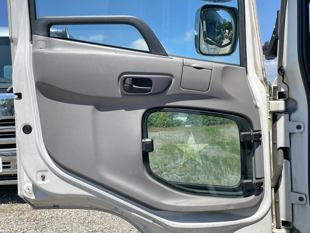 UDトラックスコンドルアルミウイング増トン（6t・8t）[写真27]