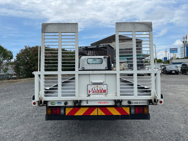 いすゞエルフセーフティローダー小型（2t・3t）[写真11]