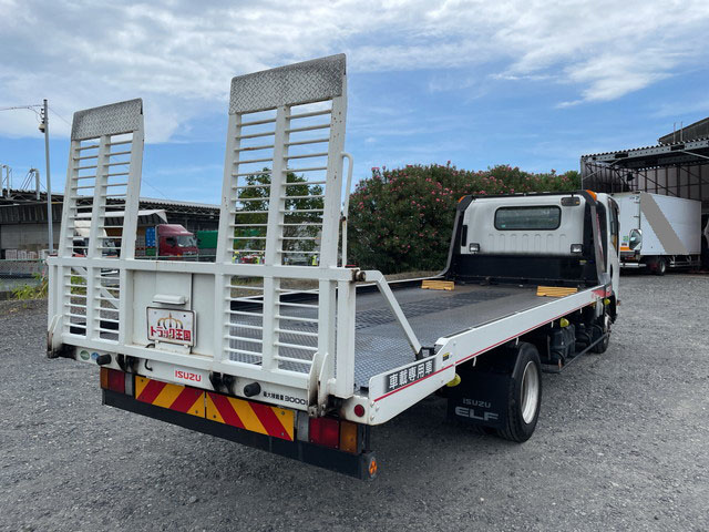 いすゞエルフセーフティローダー小型（2t・3t）[写真02]