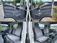 いすゞエルフセーフティローダー小型（2t・3t）[写真29]