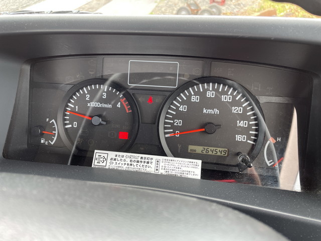 いすゞエルフセーフティローダー小型（2t・3t）[写真34]