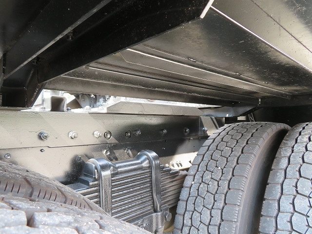 いすゞギガトレーラーヘッド（トラクターヘッド）大型（10t）[写真31]