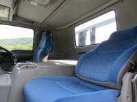 いすゞギガトレーラーヘッド（トラクターヘッド）大型（10t）[写真08]