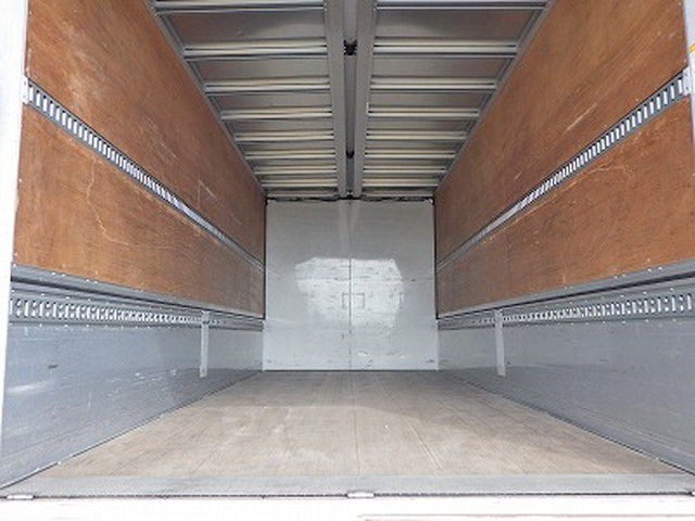 日野レンジャーアルミウイング中型（4t）[写真12]