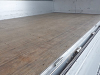 日野レンジャーアルミウイング中型（4t）[写真13]