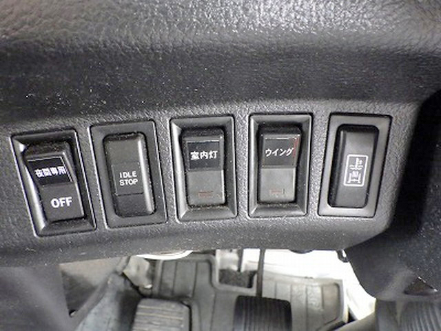 日野レンジャーアルミウイング中型（4t）[写真18]