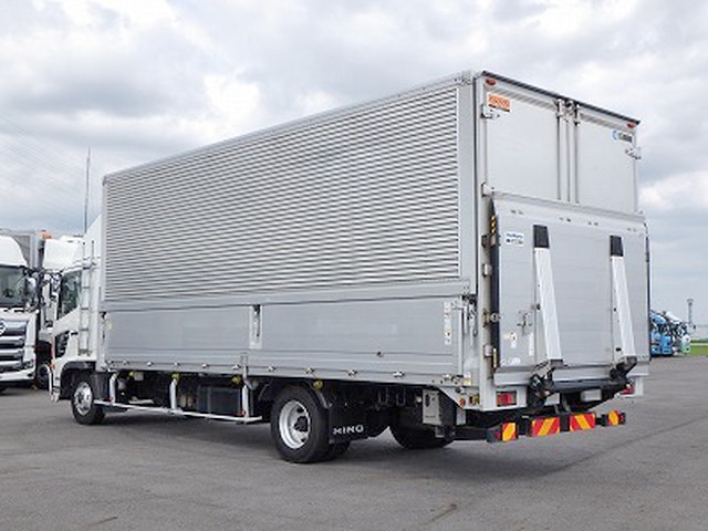 日野レンジャーアルミウイング中型（4t）[写真02]