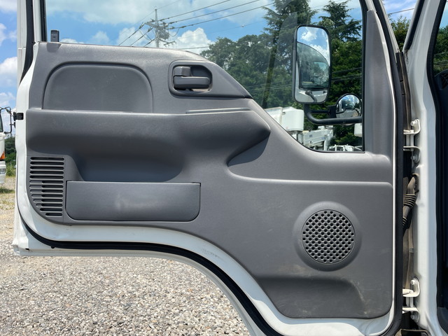 いすゞエルフクレーン3段小型（2t・3t）[写真28]