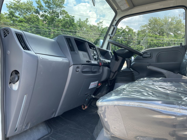 いすゞエルフクレーン3段小型（2t・3t）[写真32]