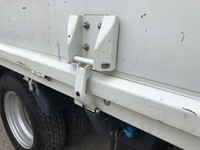 三菱ふそうキャンター平ボディ小型（2t・3t）[写真22]