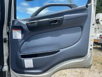 日野レンジャーアルミウイング中型（4t）[写真25]