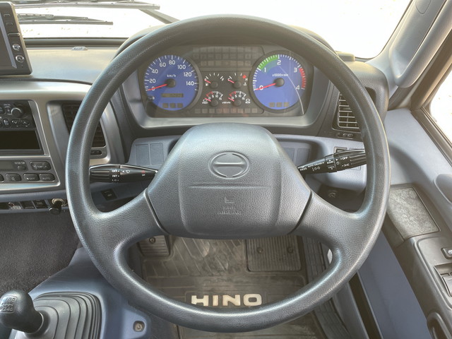 日野レンジャーアルミウイング中型（4t）[写真32]