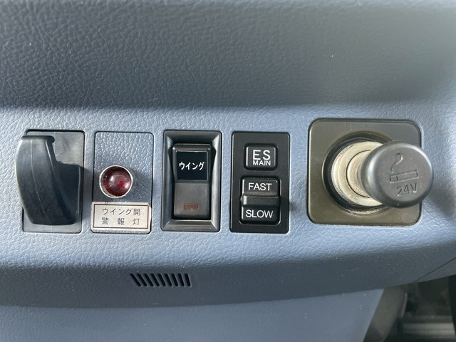 日野レンジャーアルミウイング中型（4t）[写真36]