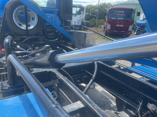 日野レンジャー汚泥吸引車中型（4t）[写真08]