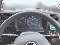 マツダタイタンダッシュアルミバン小型（2t・3t）[写真18]