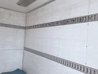 マツダタイタンダッシュアルミバン小型（2t・3t）[写真07]