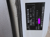 三菱ふそうキャンターパネルバン小型（2t・3t）[写真22]