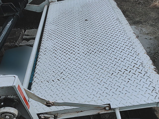 三菱ふそうキャンターパネルバン小型（2t・3t）[写真06]