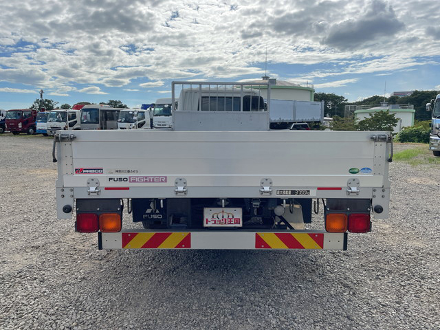 三菱ふそうファイターアルミブロック中型（4t）[写真11]