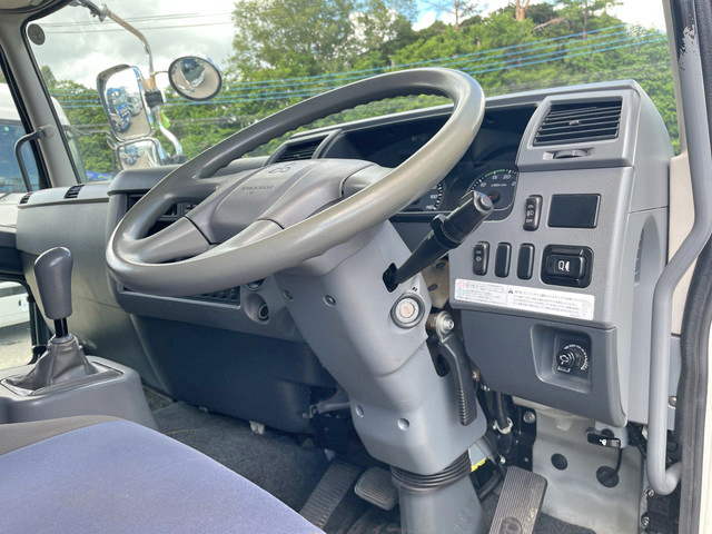 三菱ふそうファイターアルミブロック中型（4t）[写真30]