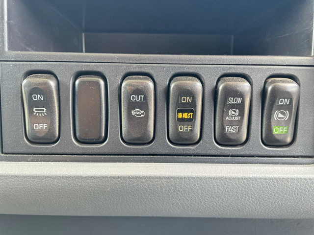 三菱ふそうファイターアルミブロック中型（4t）[写真34]