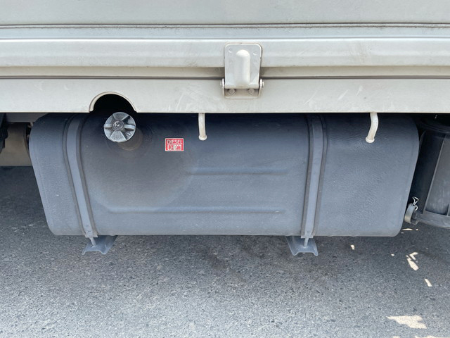 トヨタダイナ平ボディ小型（2t・3t）[写真17]