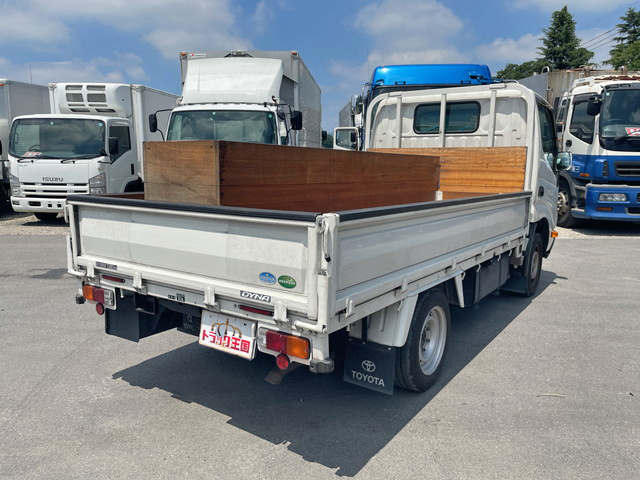 トヨタダイナ平ボディ小型（2t・3t）[写真02]