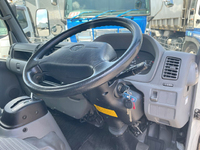 トヨタダイナ平ボディ小型（2t・3t）[写真30]