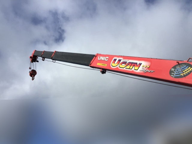 三菱ふそうファイターセーフティクレーン4段増トン（6t・8t）[写真10]