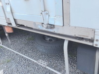 いすゞフォワード冷凍車（冷蔵車）中型（4t）[写真16]