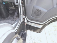 いすゞフォワード冷凍車（冷蔵車）中型（4t）[写真23]