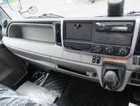 三菱ふそうキャンタークレーン4段小型（2t・3t）[写真10]