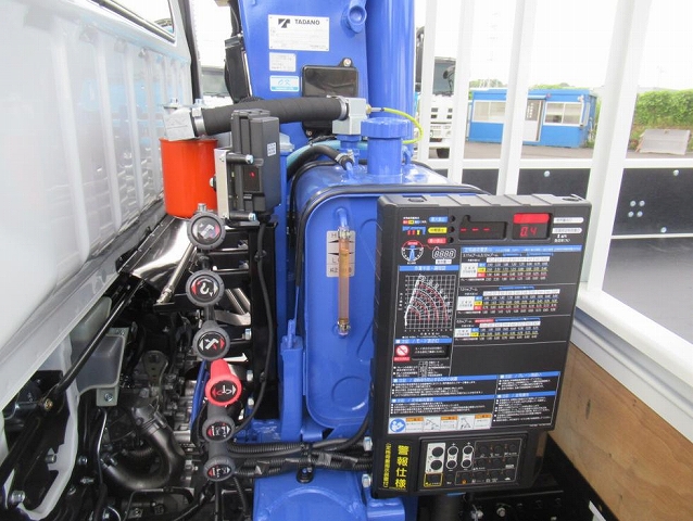 三菱ふそうキャンタークレーン4段小型（2t・3t）[写真22]