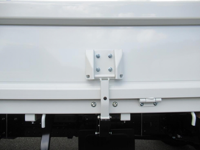 三菱ふそうキャンタークレーン4段小型（2t・3t）[写真29]