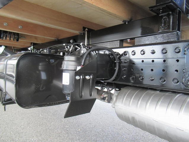 三菱ふそうキャンタークレーン4段小型（2t・3t）[写真33]