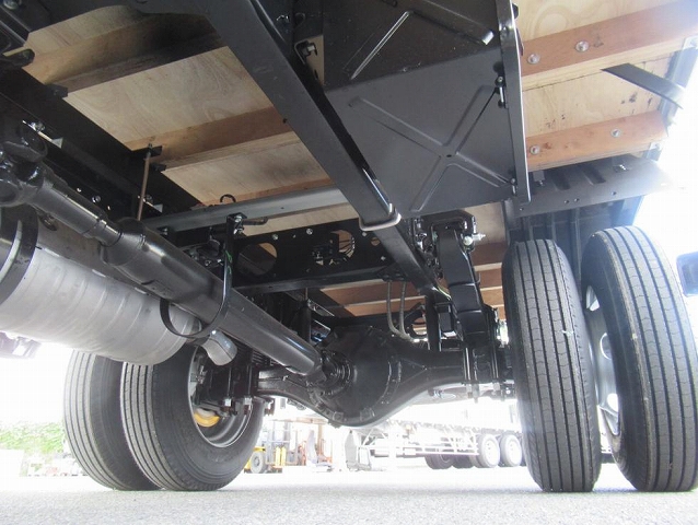 三菱ふそうキャンタークレーン4段小型（2t・3t）[写真36]