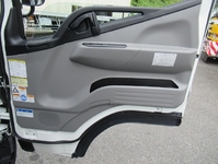 三菱ふそうキャンタークレーン4段小型（2t・3t）[写真06]