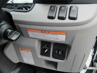 三菱ふそうキャンタークレーン4段小型（2t・3t）[写真07]