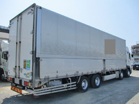 UDトラックスクオンアルミウイング大型（10t）[写真02]